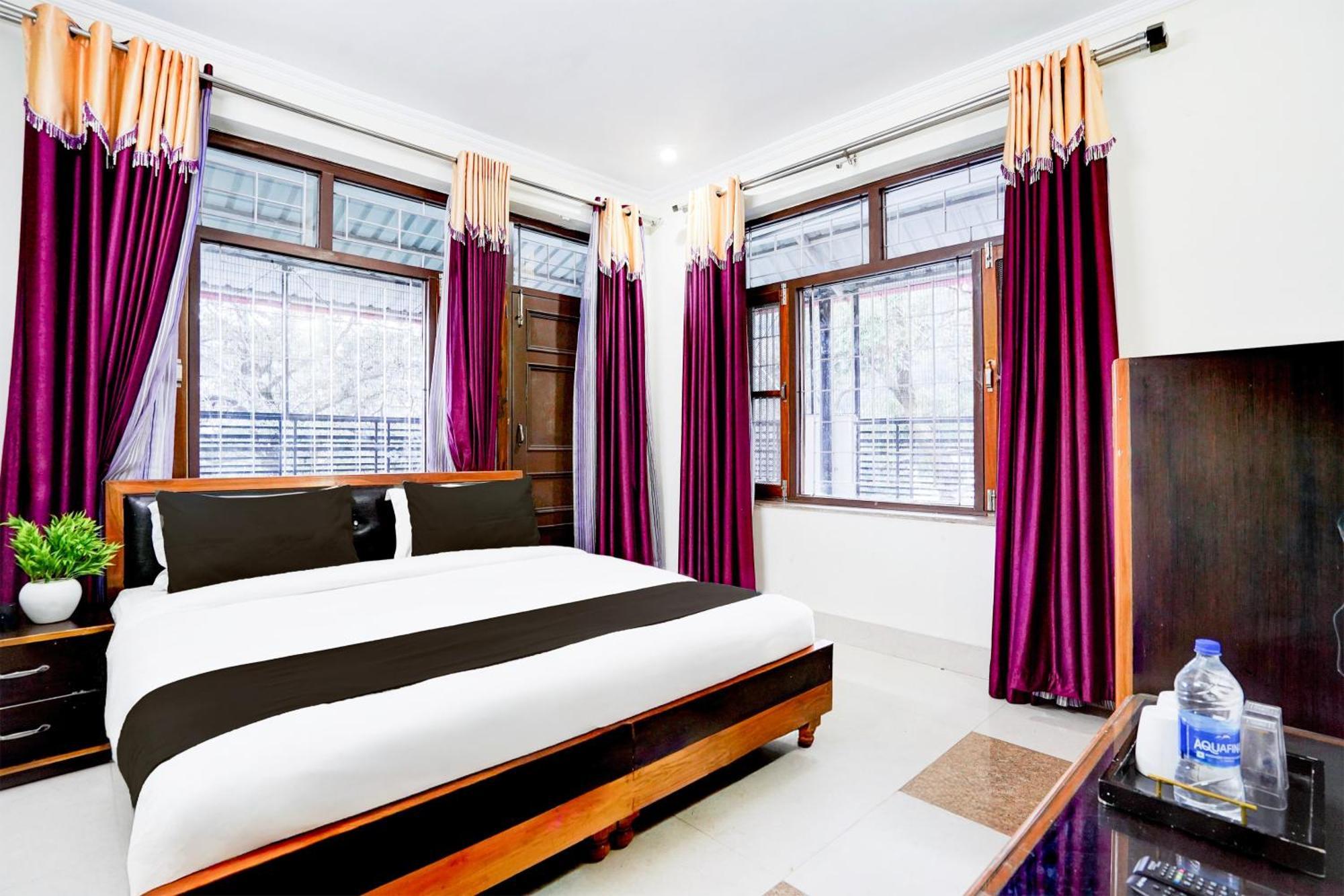 Super Townhouse Mall Road Near Library Chowk Mussoorie Exterior photo