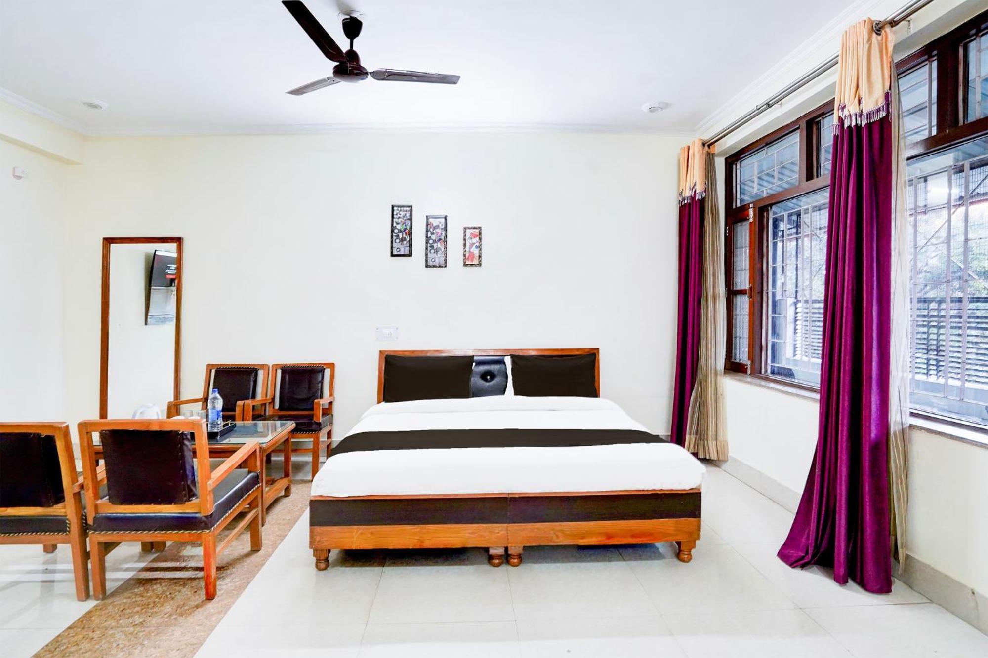 Super Townhouse Mall Road Near Library Chowk Mussoorie Exterior photo
