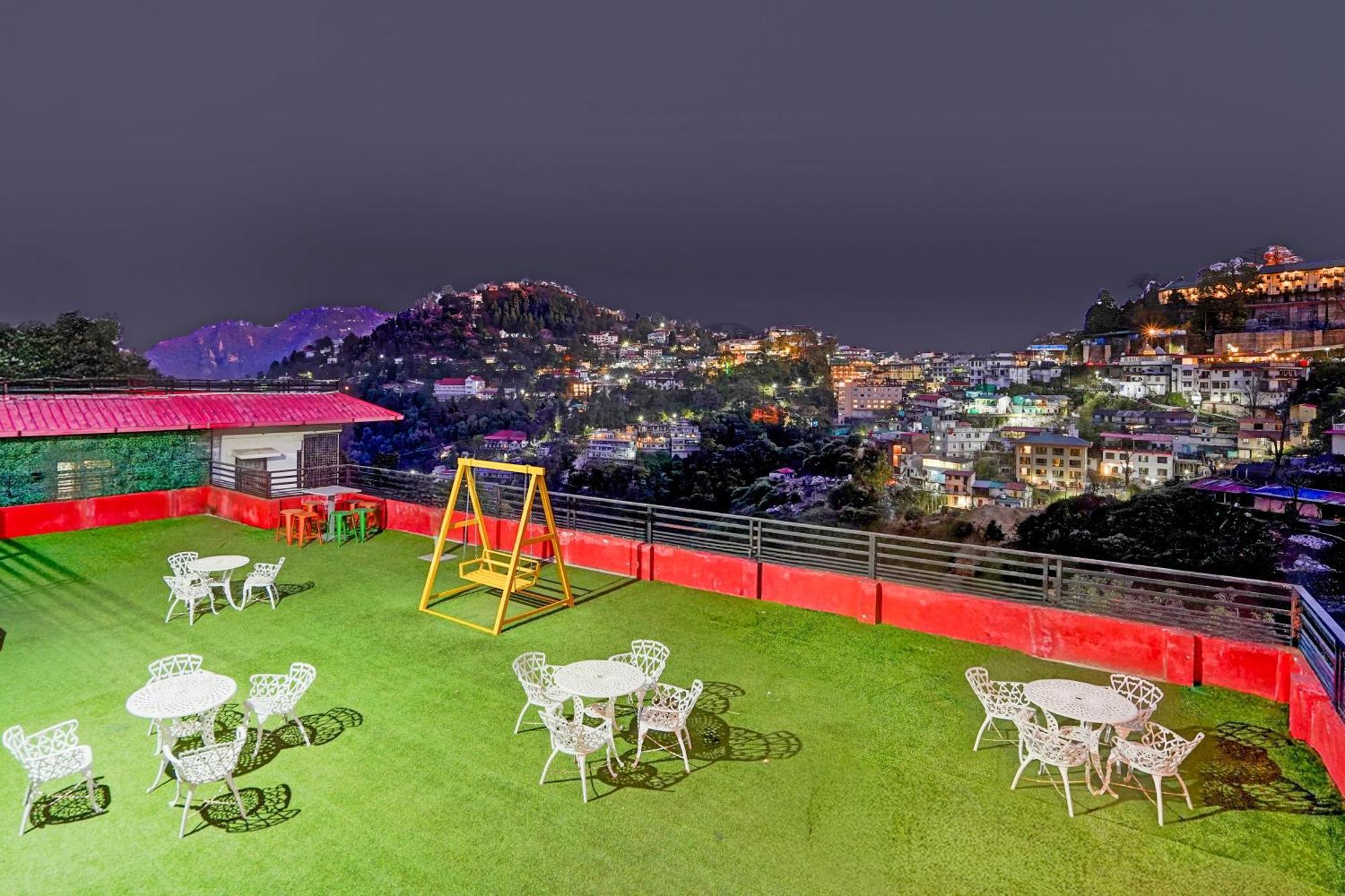 Super Townhouse Mall Road Near Library Chowk Mussoorie Exterior photo